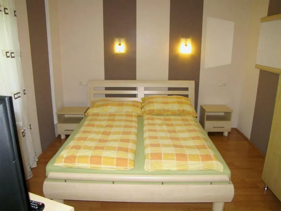 Willa Szegfu Apartman Hajdúszoboszló 0*,