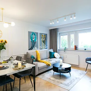 https://better-rental-zabociska-6-bezpatny-parking-400-metrw-od-metra.warsawhotelspoland.com