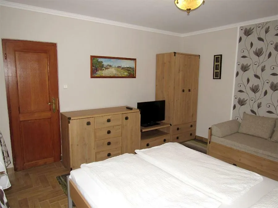 Szegfu Apartman Villa Hajduszoboszlo